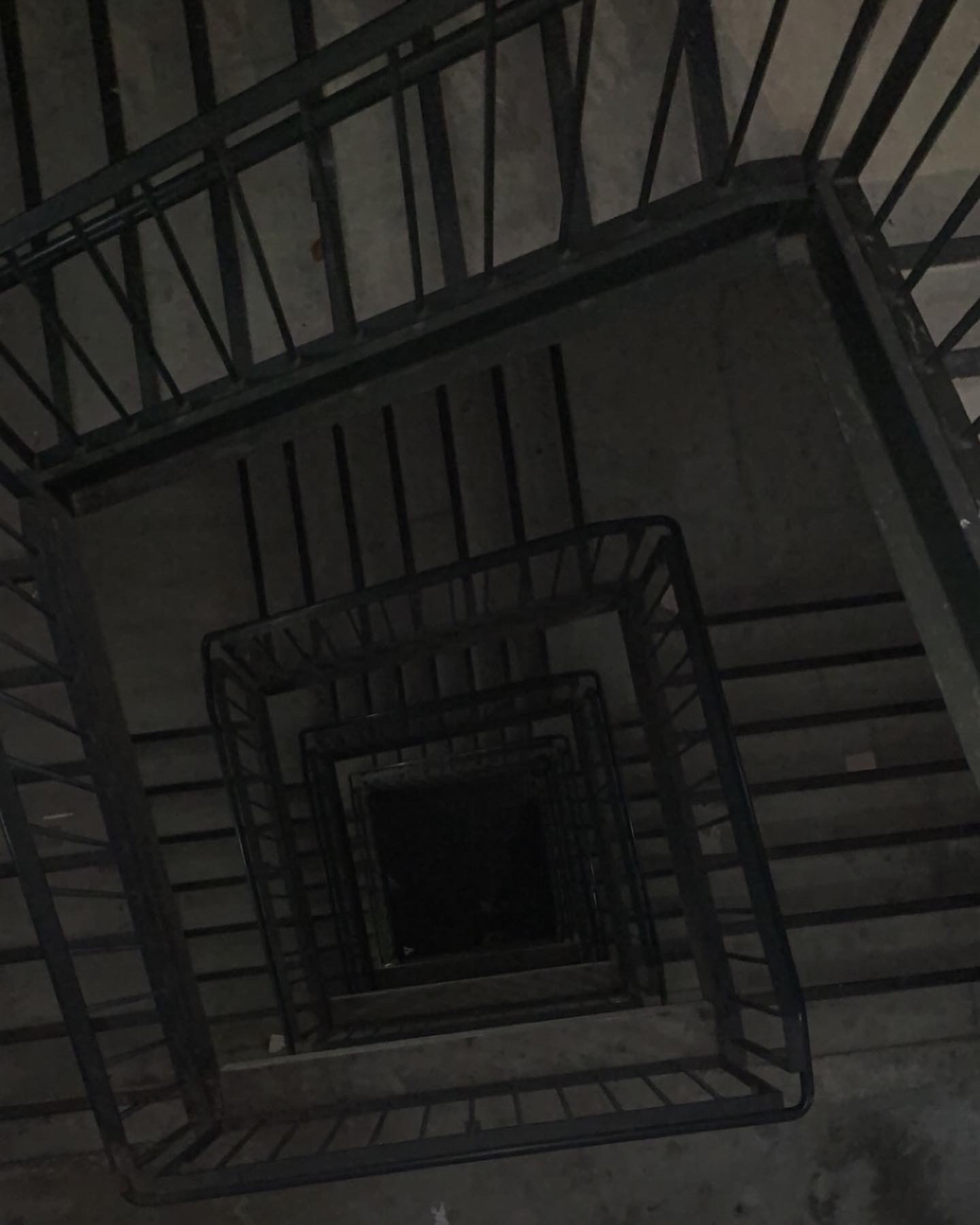 Creative study - Geometric patterns and architectural perspective